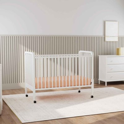 DaVinci Jenny Lind 3 In 1 Convertible Crib - White