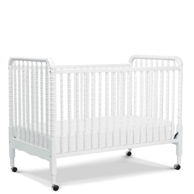 DaVinci Jenny Lind 3 In 1 Convertible Crib - White